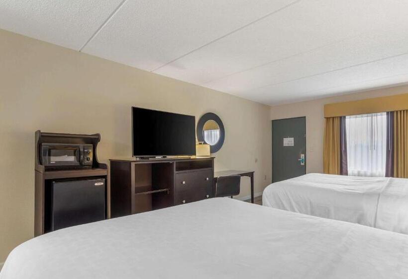 Hotel Clarion Pointe Kimball