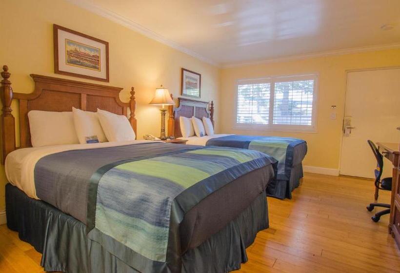 هتل Continental Inn