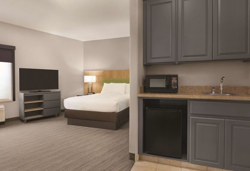 هتل Spark By Hilton Redlands