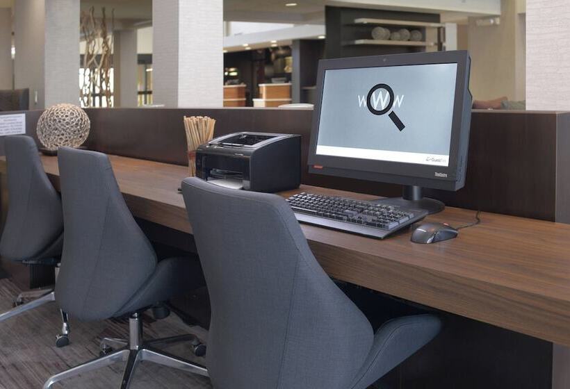 هتل Courtyard By Marriott Houston Northwest