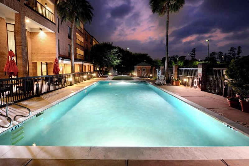 هتل Courtyard By Marriott Houston Northwest