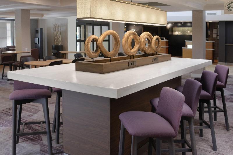 هتل Courtyard By Marriott Houston Northwest