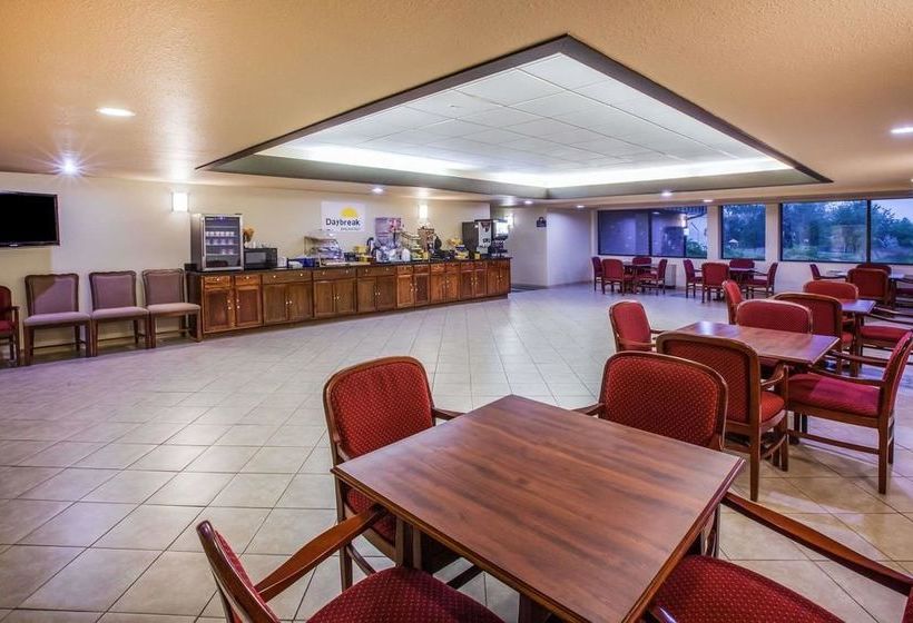 Отель Days Inn By Wyndham Midland