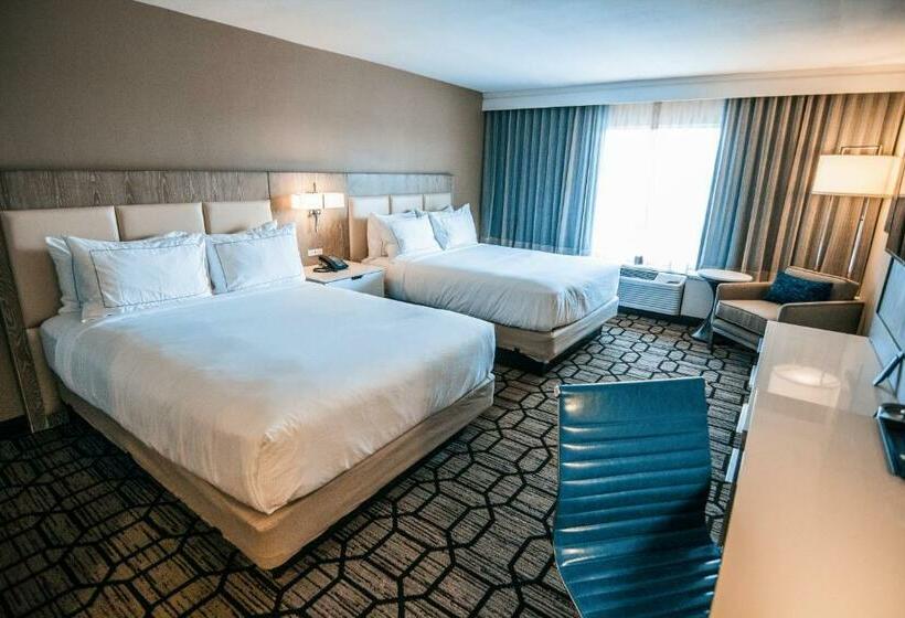 فندق Doubletree By Hilton Lubbock  University Area