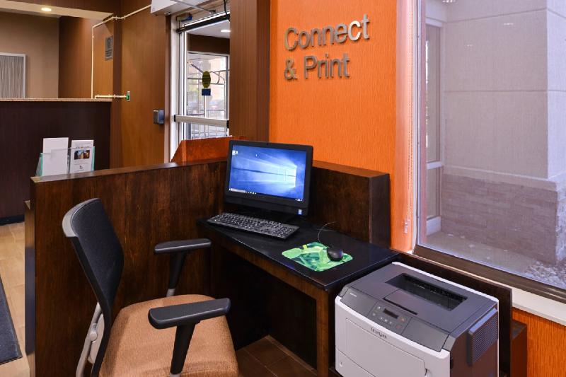 هتل Fairfield Inn & Suites Louisville North