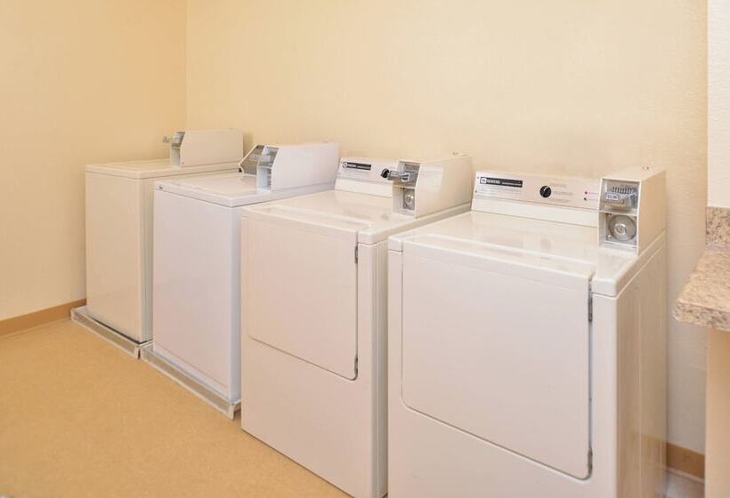 هتل Fairfield Inn & Suites Louisville North