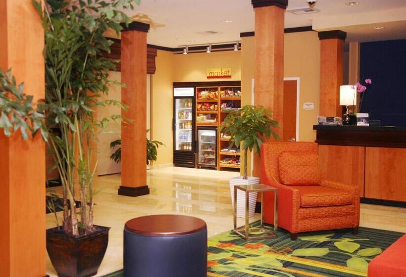 Отель Fairfield Inn & Suites Tehachapi