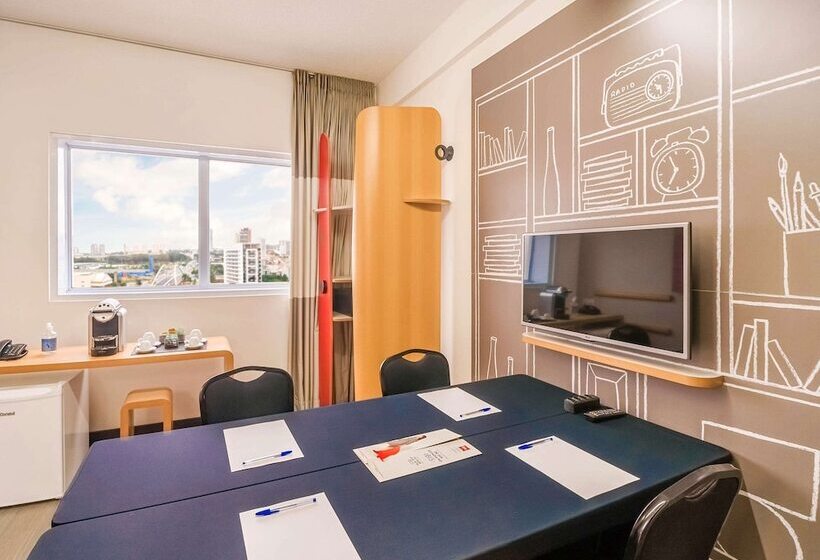هتل Ibis Taubate