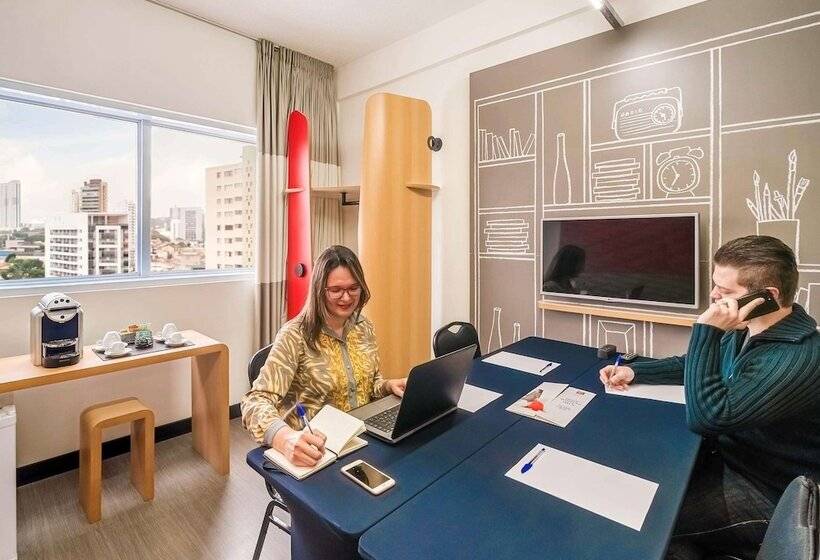 هتل Ibis Taubate