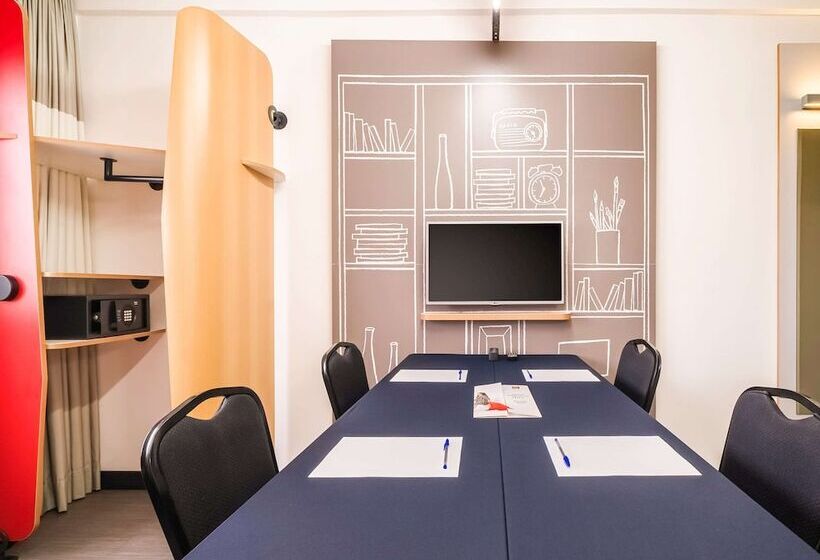 هتل Ibis Taubate