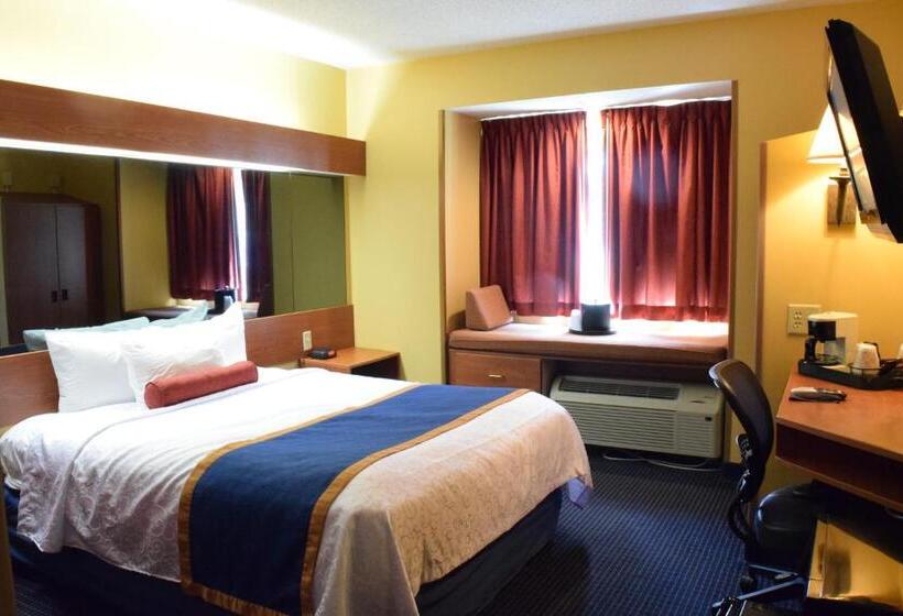 فندق Inn At The Finger Lakes