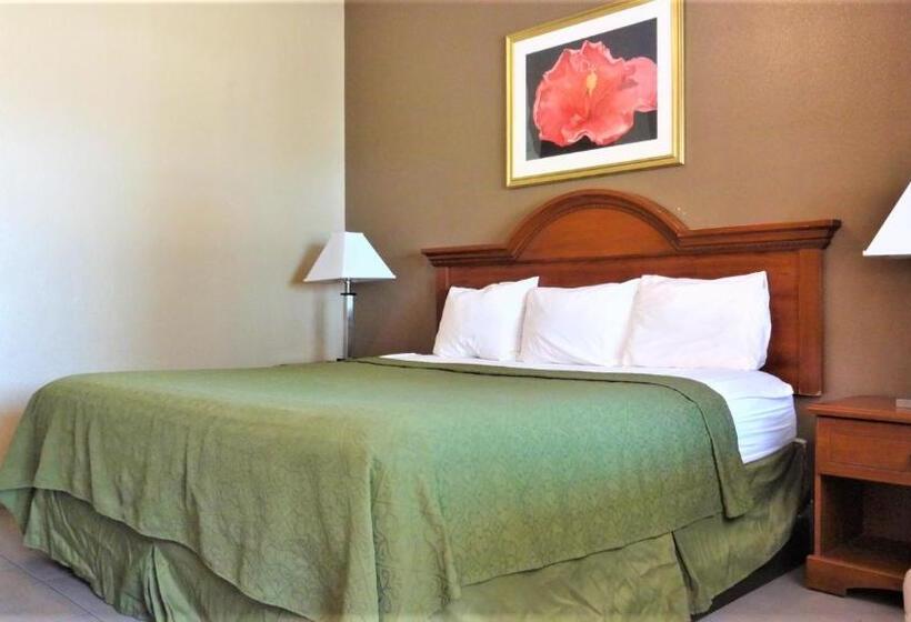 هتل La Copa Inn