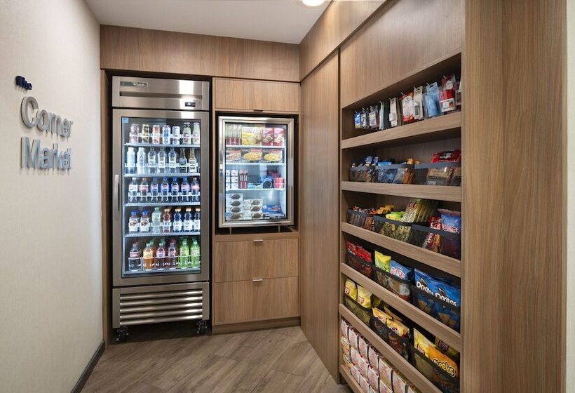 هتل Fairfield By Marriott Inn & Suites Fresno Riverpark
