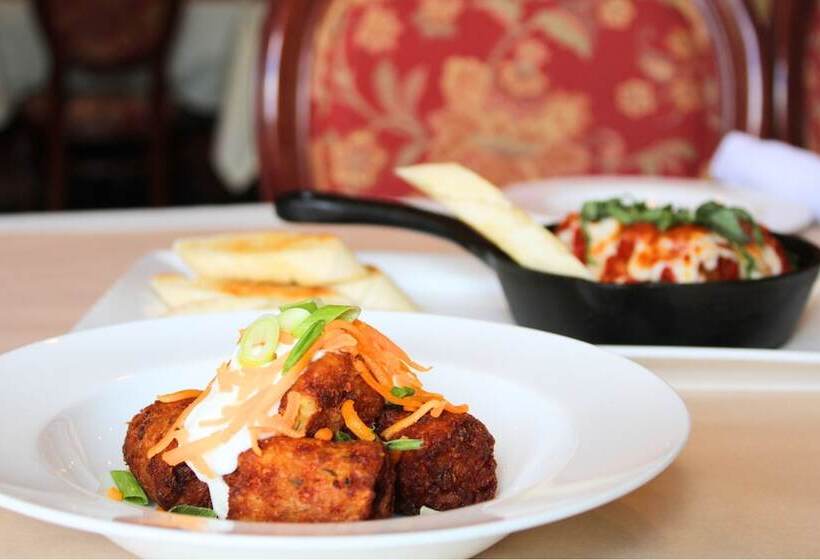 בית מלון כפרי Monte Carlo Inn & Suites Downtown Markham