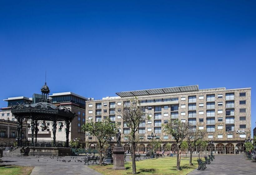 ホテル One Guadalajara Centro Historico