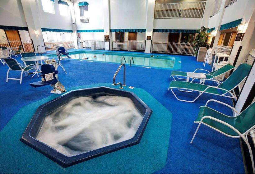 هتل Ramada By Wyndham Keystone Near Mt Rushmore