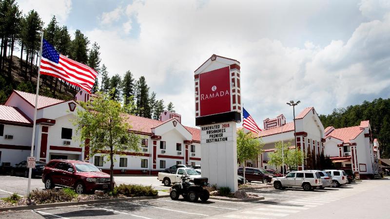 هتل Ramada By Wyndham Keystone Near Mt Rushmore