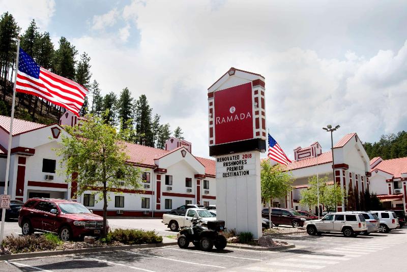 هتل Ramada By Wyndham Keystone Near Mt Rushmore