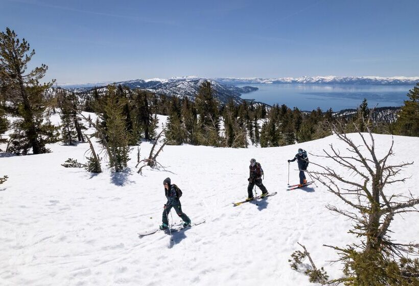 هتل The Incline Lodge