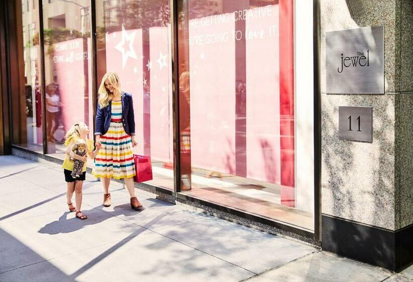 Fotos del hotel The Jewel, A Club Quarters , Opposite Rockefeller Center:  34