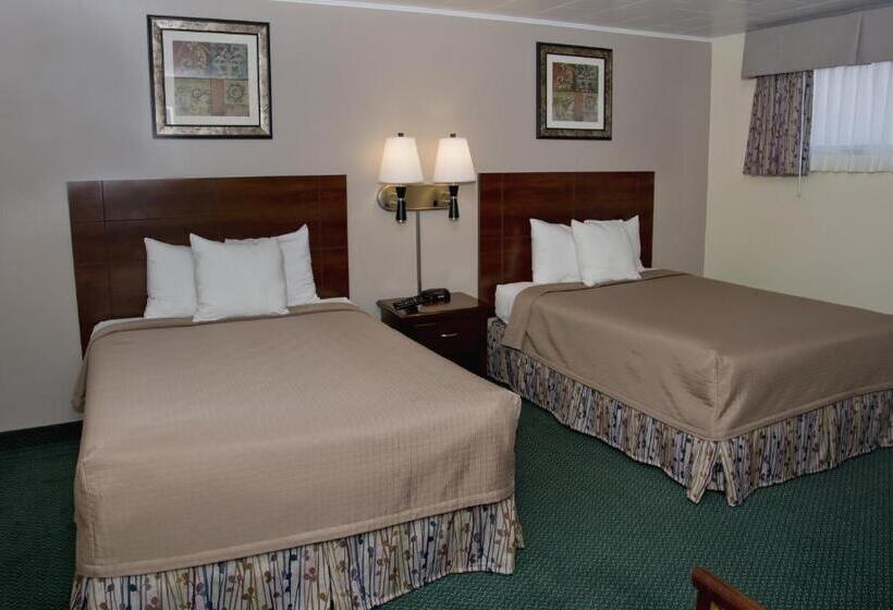 هتل Travelers Inn