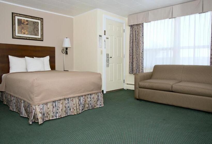 هتل Travelers Inn