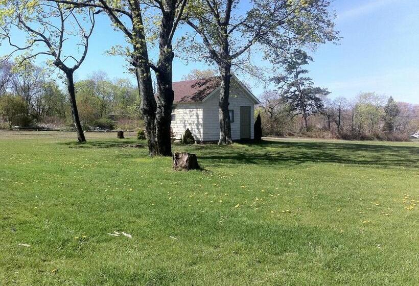 מוטל Budget Host East End Hotel In Riverhead