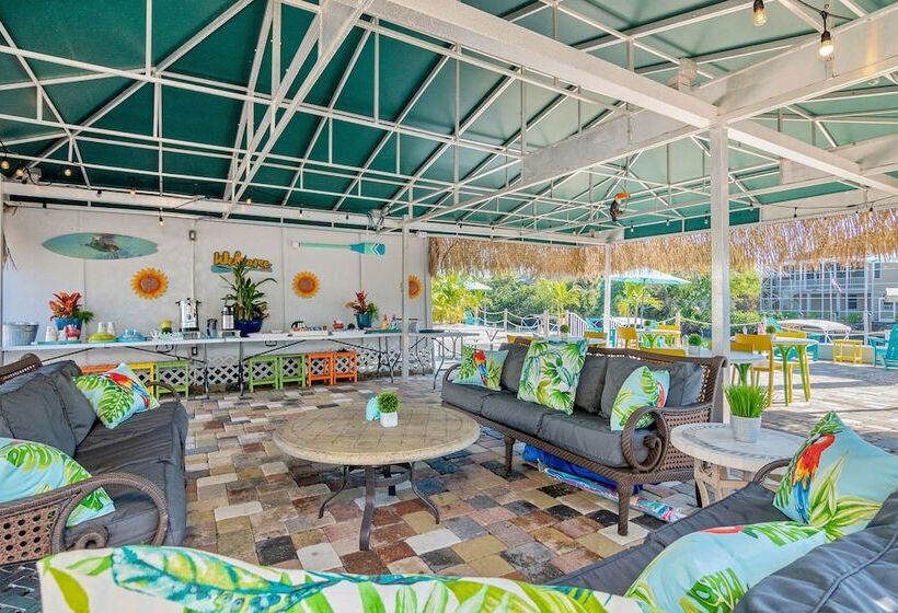 مُتل Latitude 26 Waterfront Resort And Marina