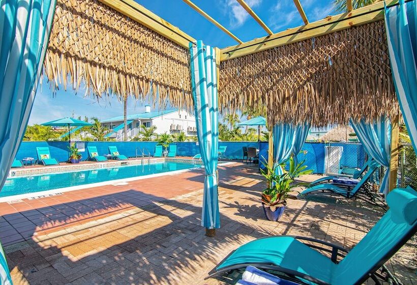 مُتل Latitude 26 Waterfront Resort And Marina