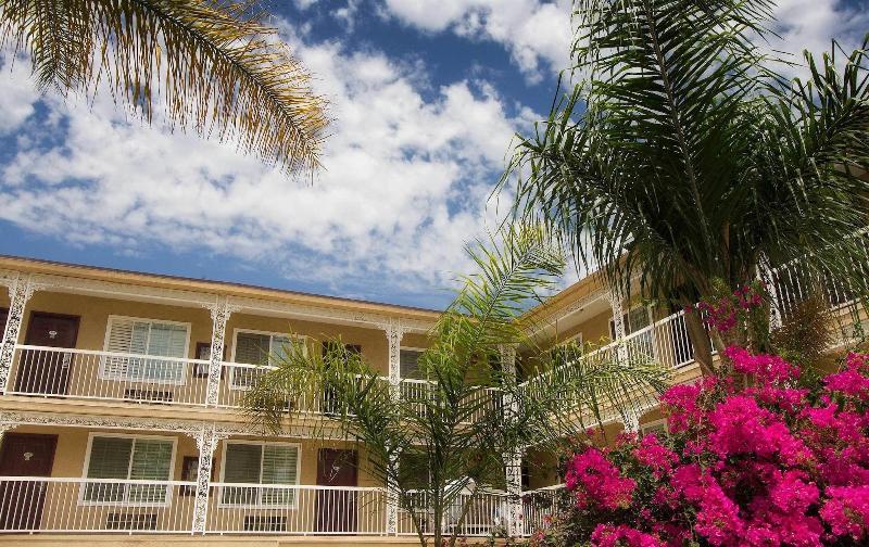 فندق على الطريق Regency Inn In Los Angeles