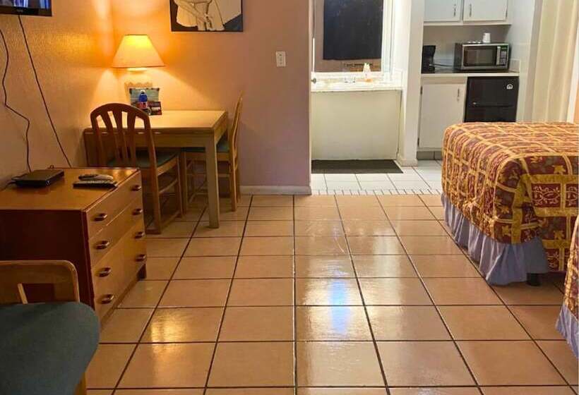 New Sun Gate Motel