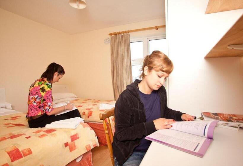Courtbrack Accommodation Hostel