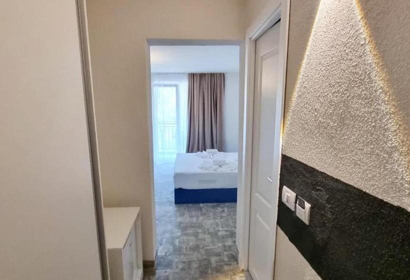 هتل Mojo Resort