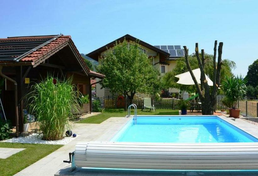 بنسيون Haus Gruber