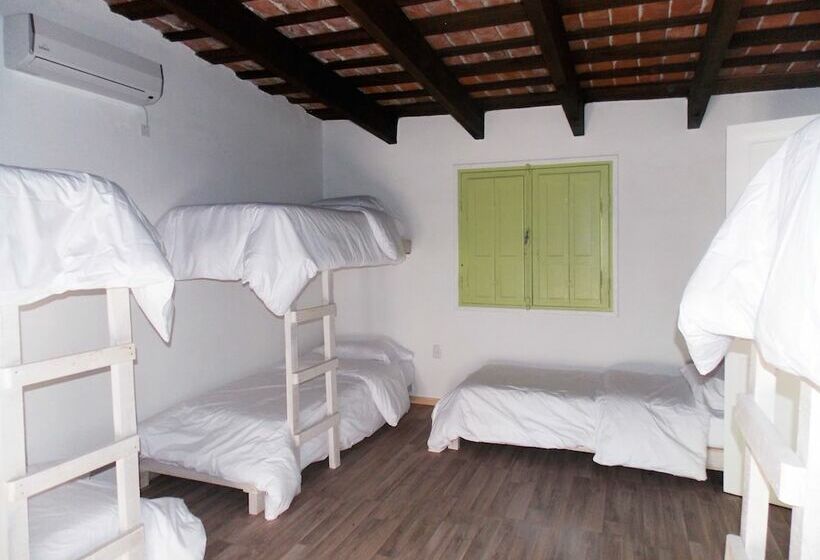 Ah Lo Carmelo Hostel Boutique