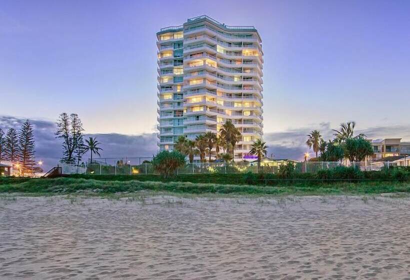 هتل 19th Avenue On The Beach