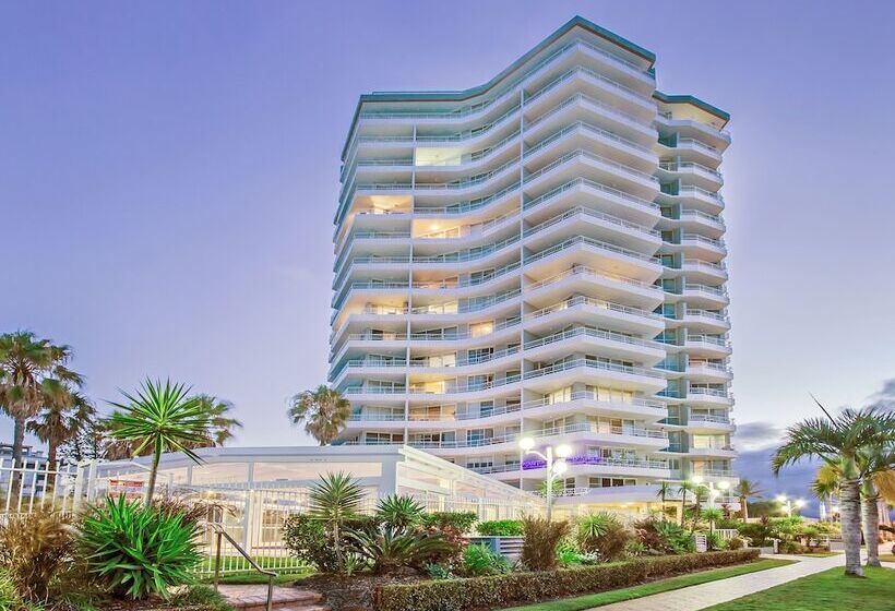 هتل 19th Avenue On The Beach
