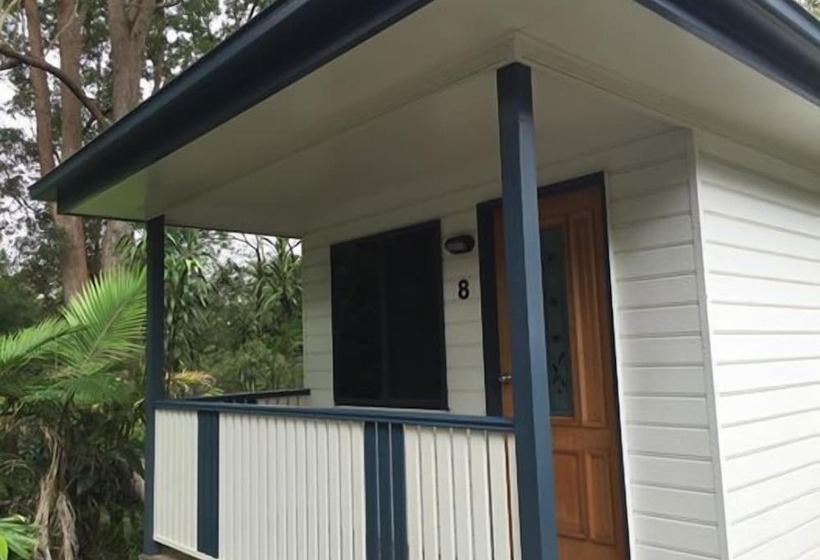 호텔 Mapleton Cabins & Caravan Park