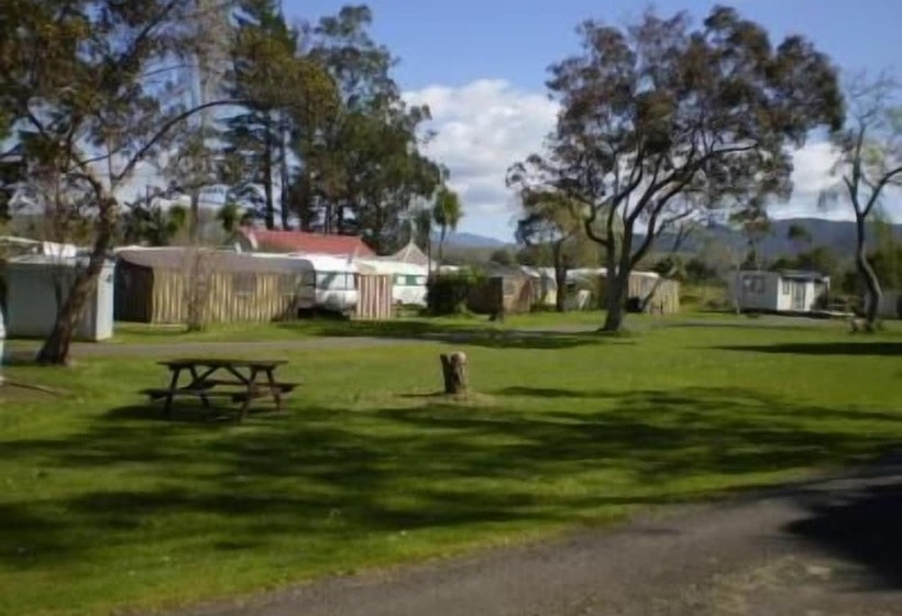 هتل Whitianga Campground