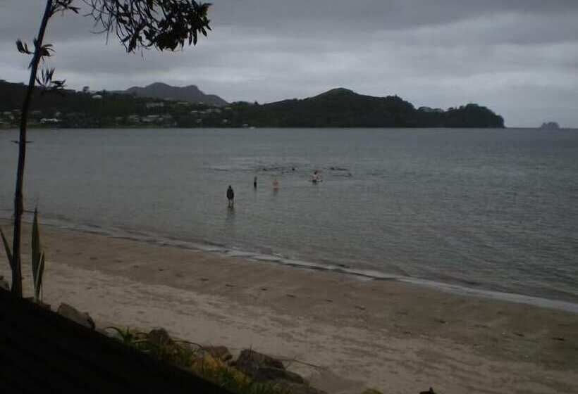 هتل Whitianga Campground