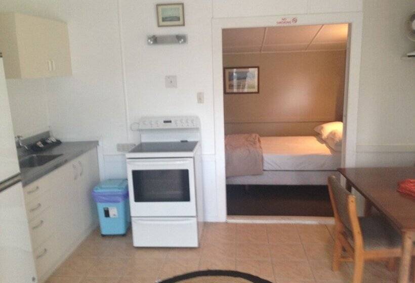 هتل Whitianga Campground