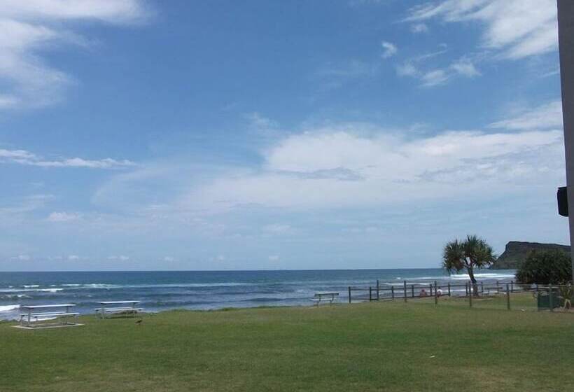 Lennox Head Beachfront Apartments