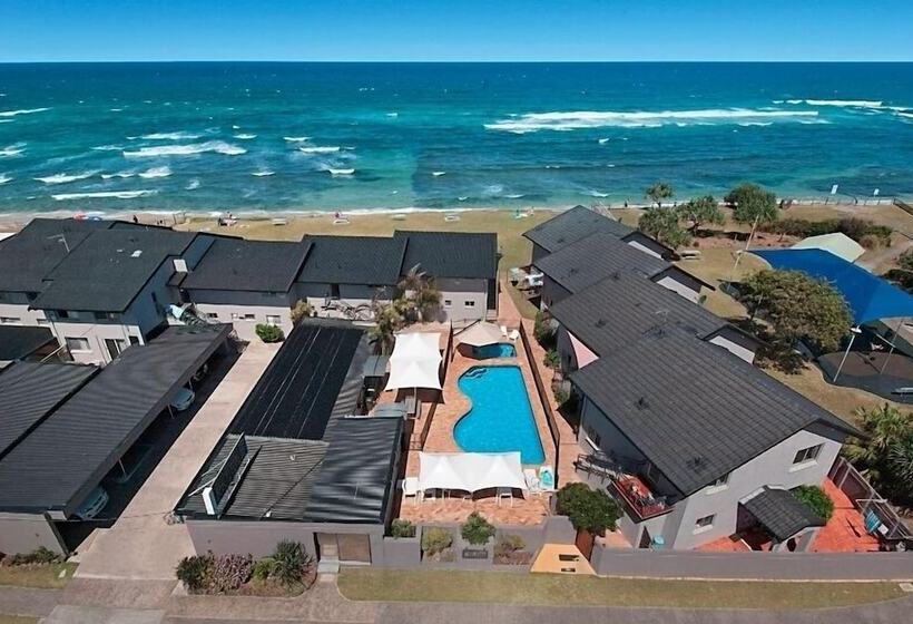 Lennox Head Beachfront Apartments