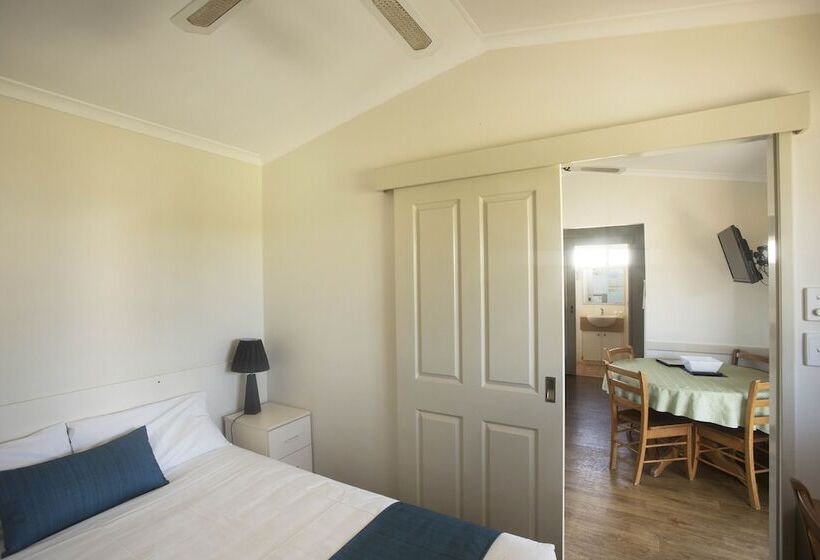 리조트 Big4 Dongara Denison Beach Holiday Park