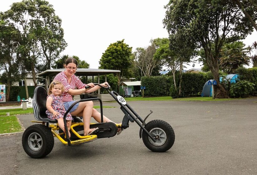 منتجع New Plymouth Top 10 Holiday Park