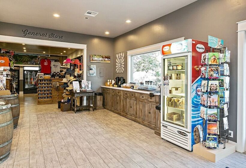 Flying Flags Rv Resort & Campground