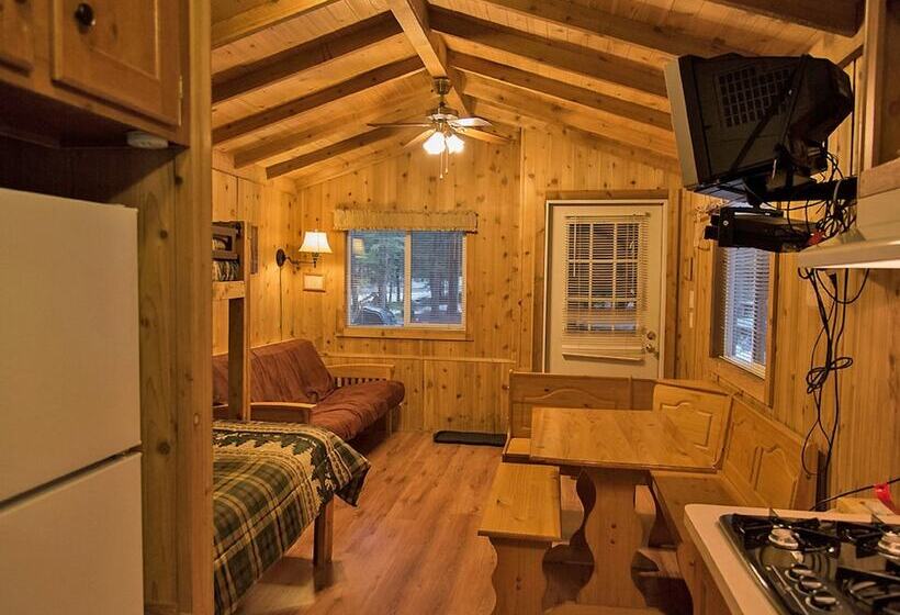 هتل Leavenworth Rv Campground