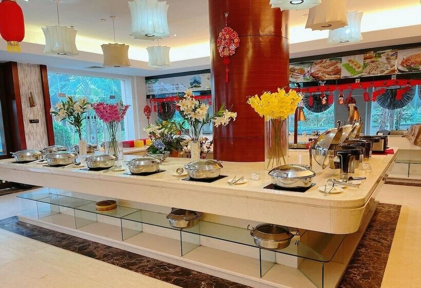 בית מלון כפרי Ramada By Wyndham Wanning Resort