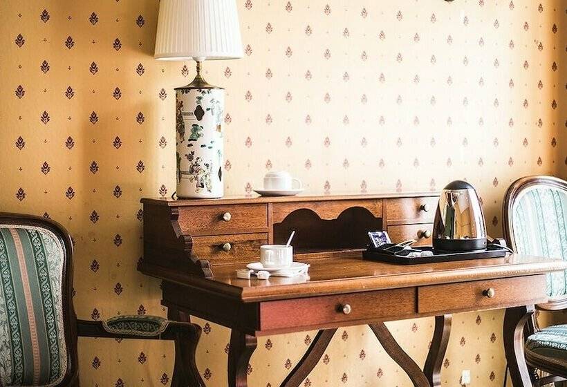 هتل Rudbøl Grænsekro