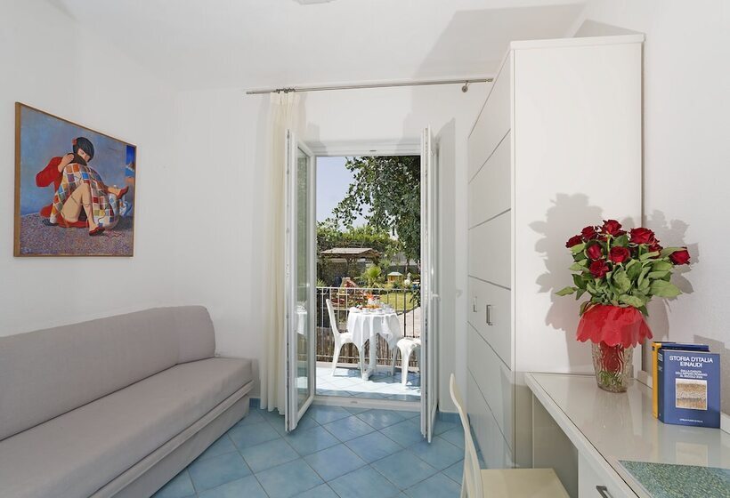 Bed and Breakfast Accommodation For 6 With A Breathtaking View Of Citara